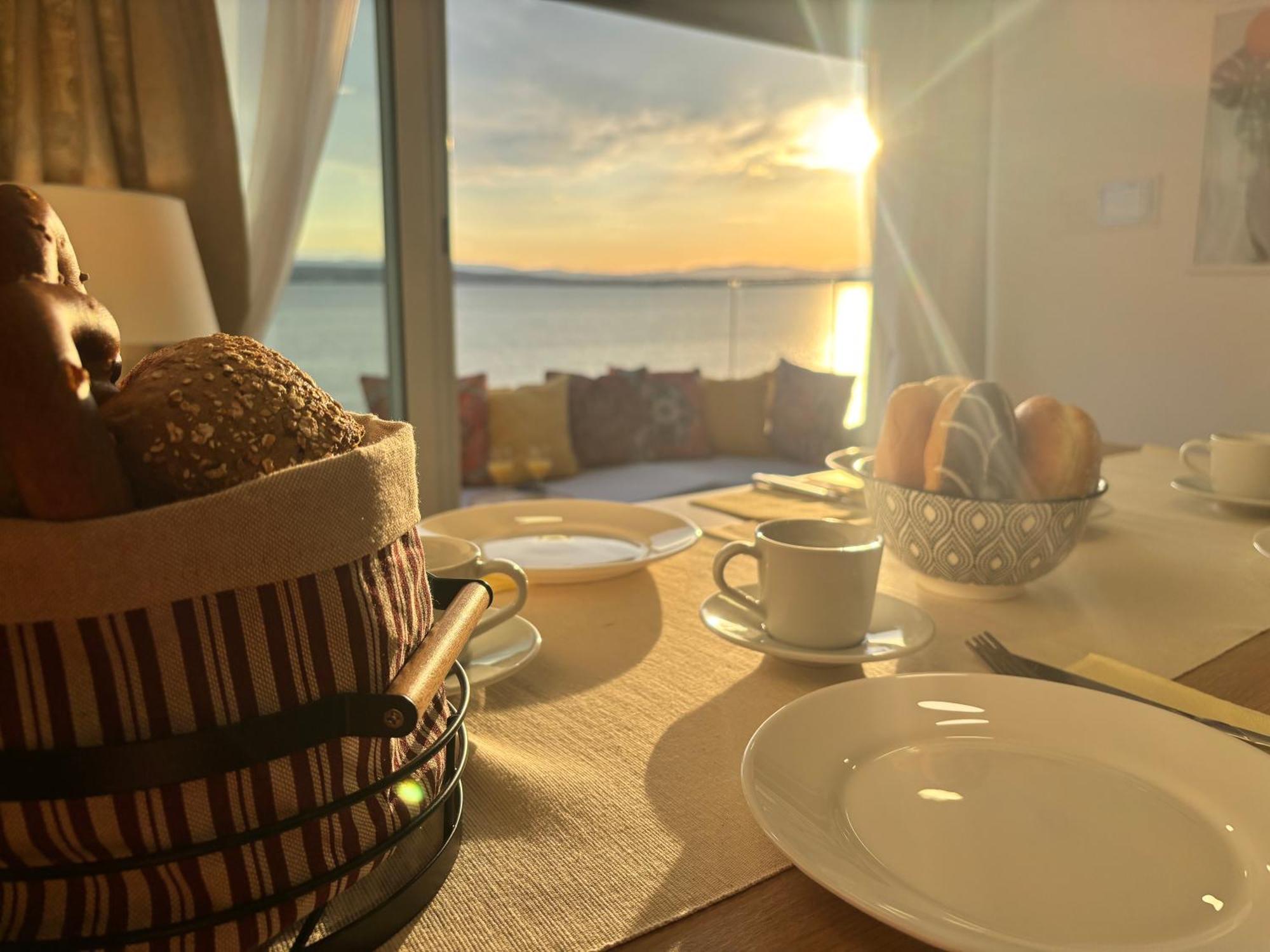 Nirvana Crikvenica Bagian luar foto