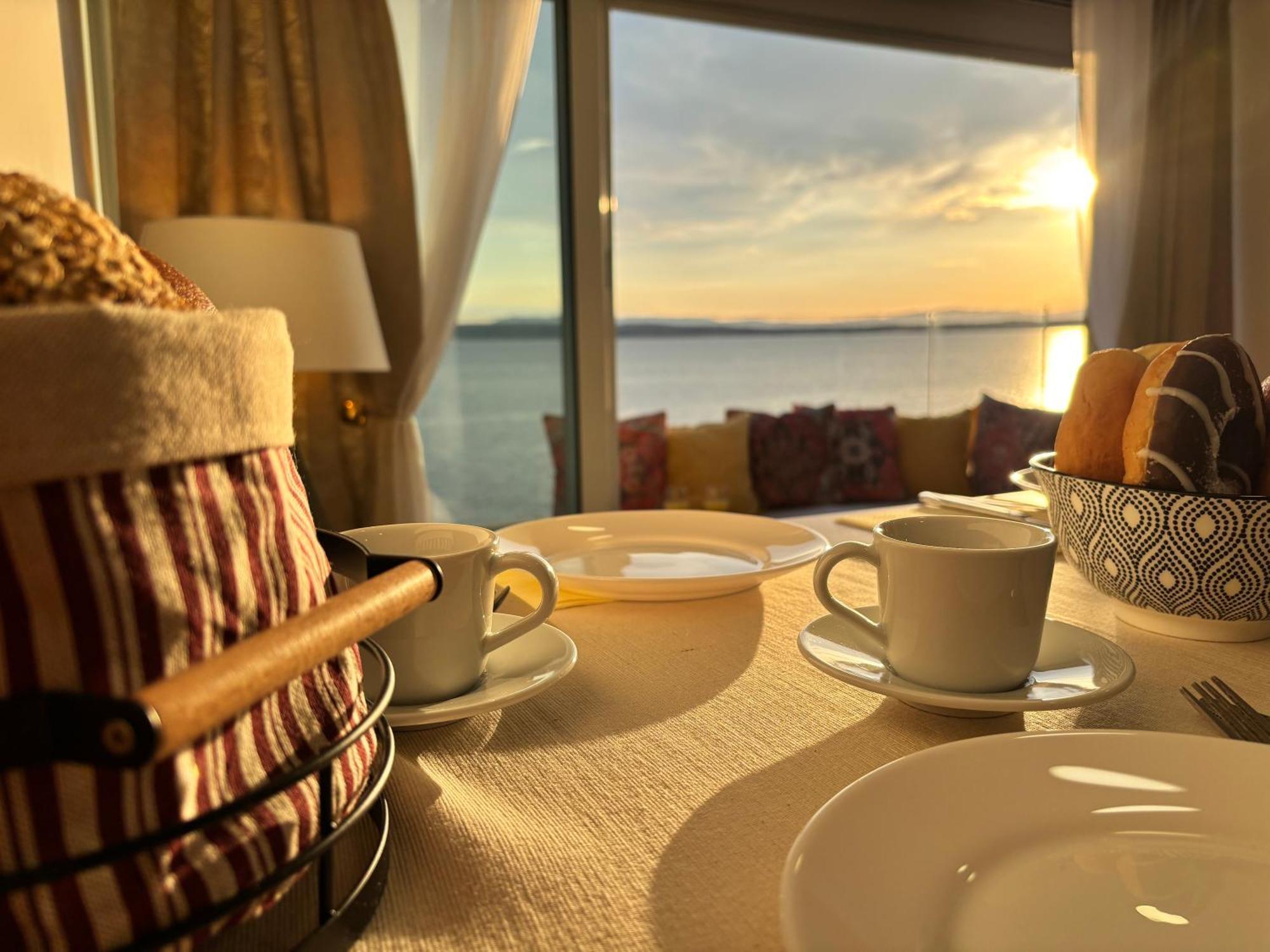 Nirvana Crikvenica Bagian luar foto